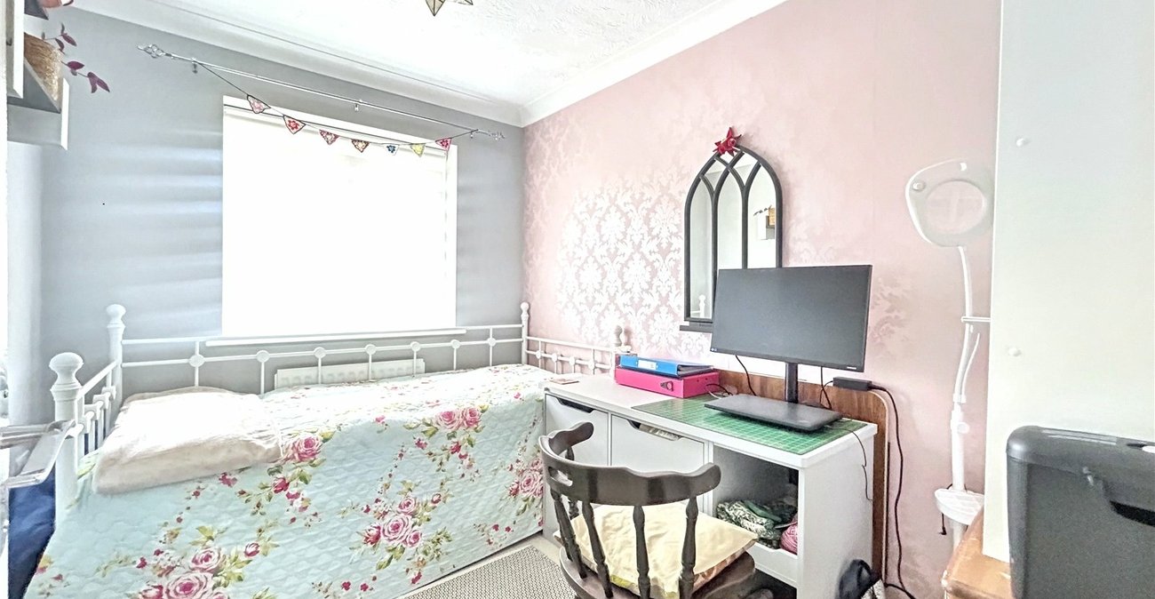 3 bedroom house for sale in Gillingham | Robinson Michael & Jackson