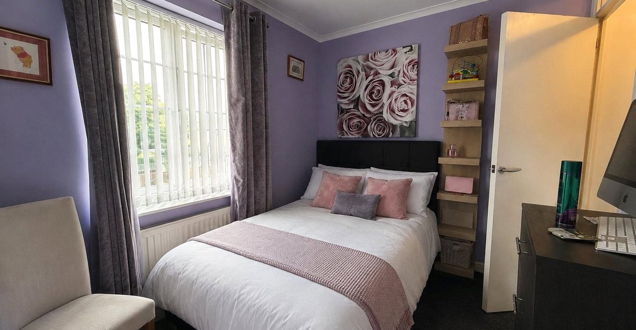 2 bedroom house for sale in Gravesend | Robinson Michael & Jackson