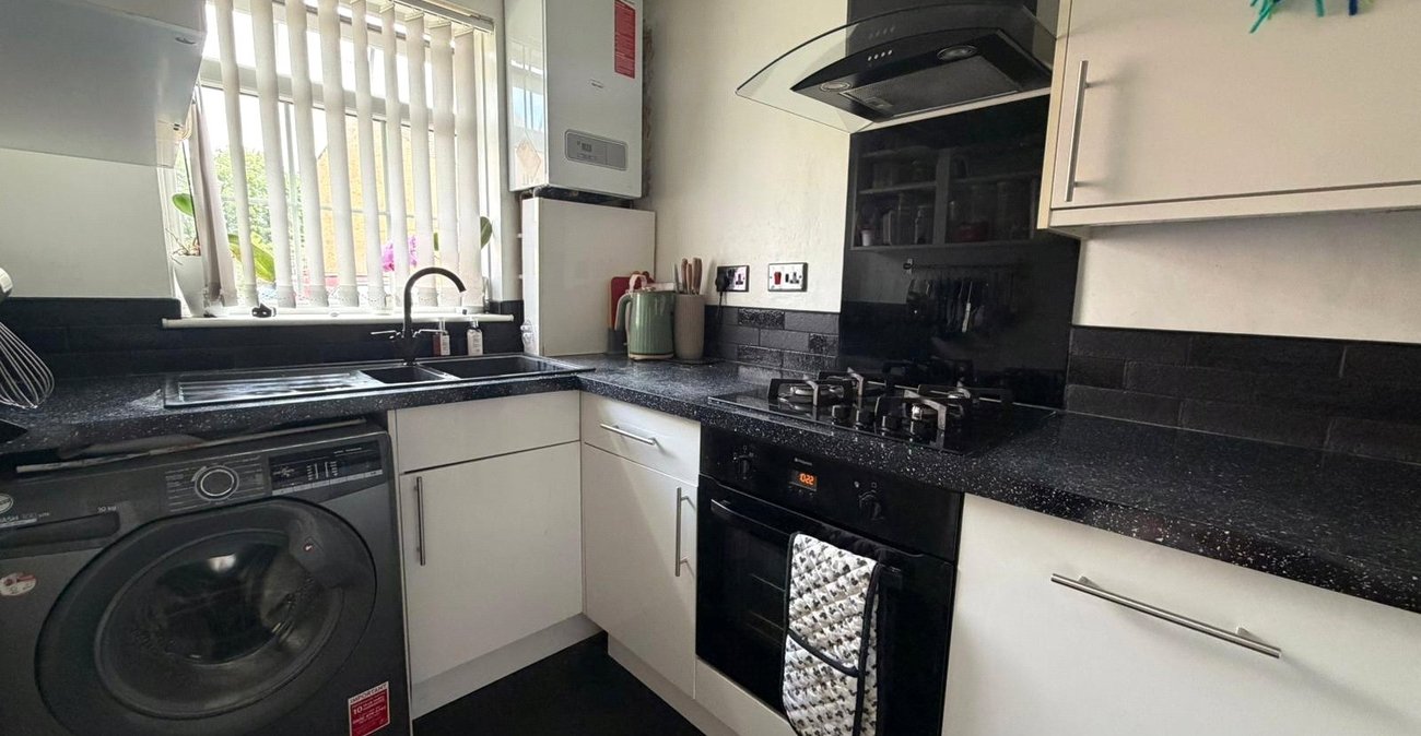 2 bedroom house for sale in Gravesend | Robinson Michael & Jackson