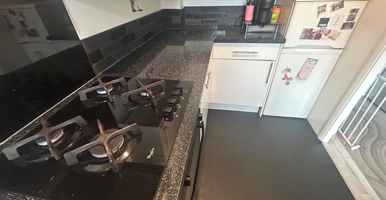 2 bedroom house for sale in Gravesend | Robinson Michael & Jackson