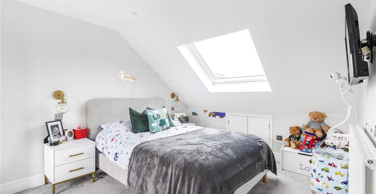 4 bedroom bungalow for sale in Orpington | Robinson Jackson