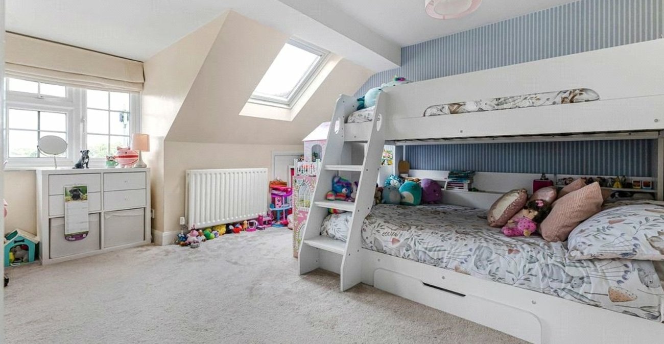 4 bedroom bungalow for sale in Orpington | Robinson Jackson