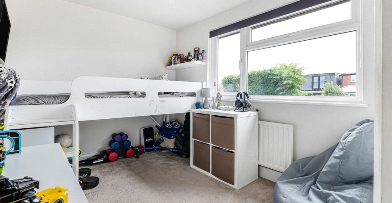 4 bedroom bungalow for sale in Orpington | Robinson Jackson