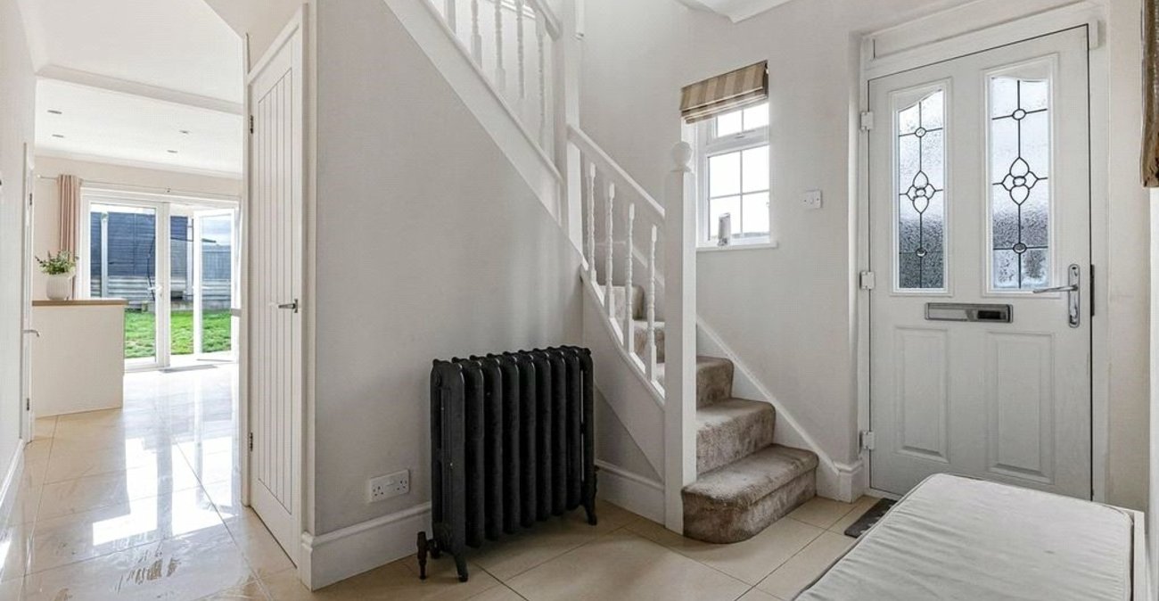 4 bedroom bungalow for sale in Orpington | Robinson Jackson