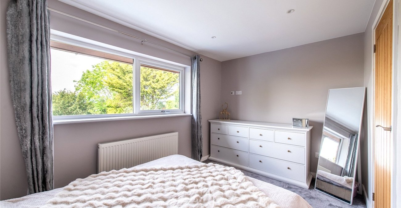 5 bedroom house for sale in Gravesend | Robinson Michael & Jackson