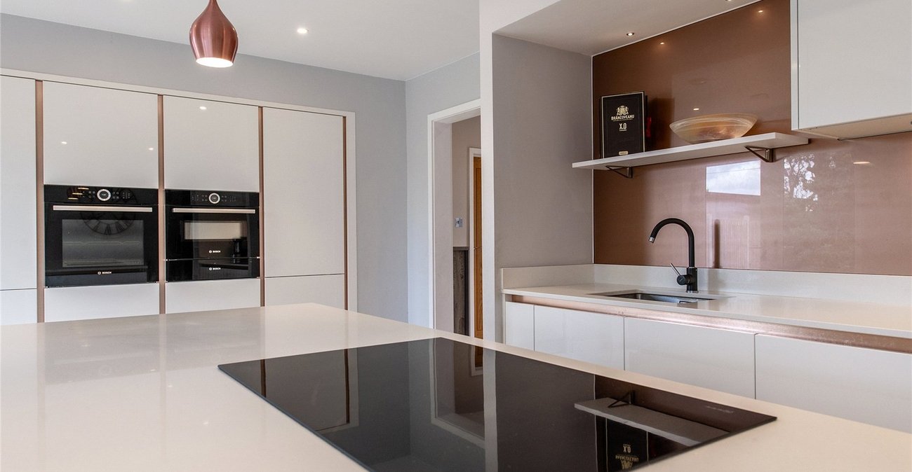 5 bedroom house for sale in Gravesend | Robinson Michael & Jackson
