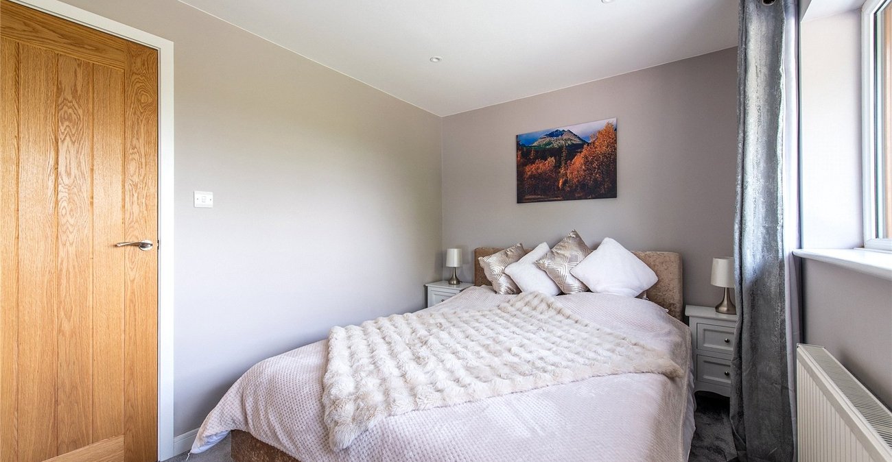 5 bedroom house for sale in Gravesend | Robinson Michael & Jackson