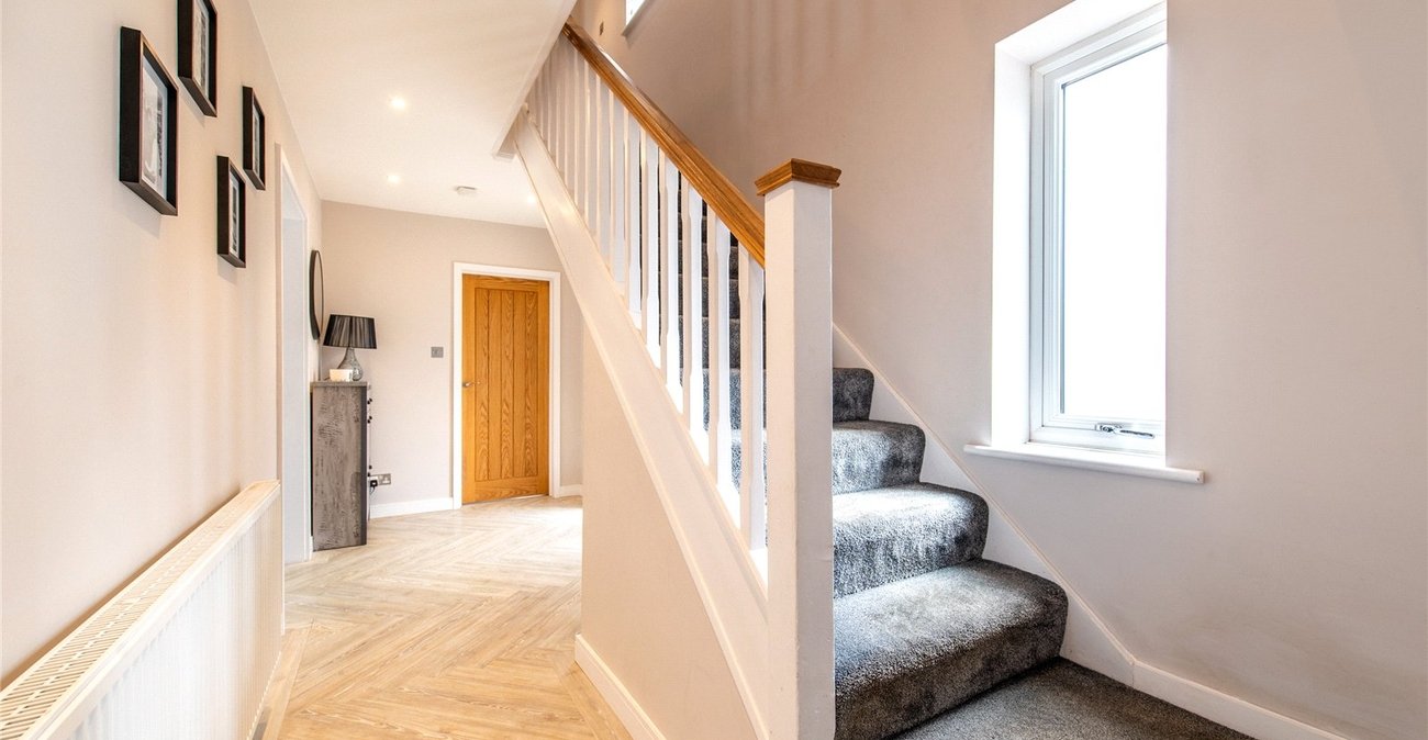 5 bedroom house for sale in Gravesend | Robinson Michael & Jackson