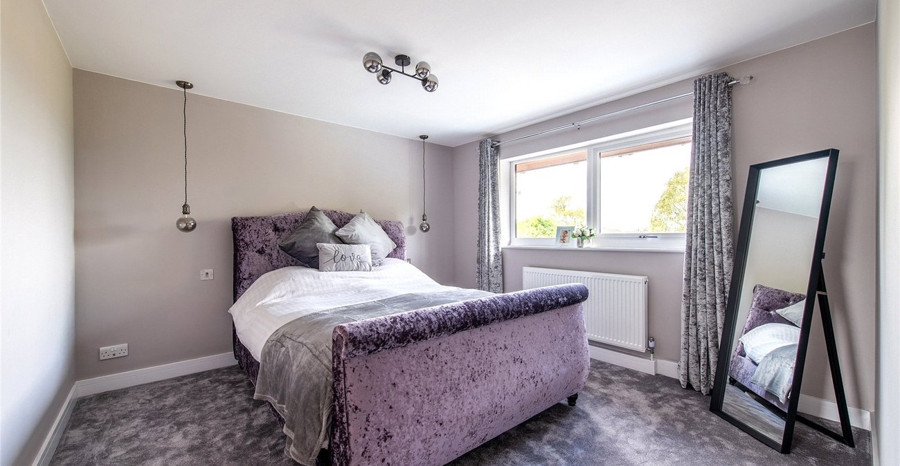 5 bedroom house for sale in Gravesend | Robinson Michael & Jackson