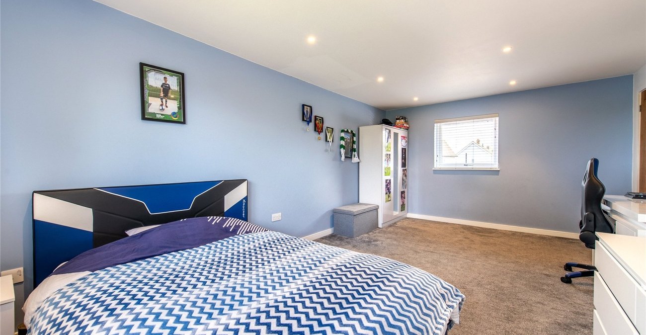 5 bedroom house for sale in Gravesend | Robinson Michael & Jackson