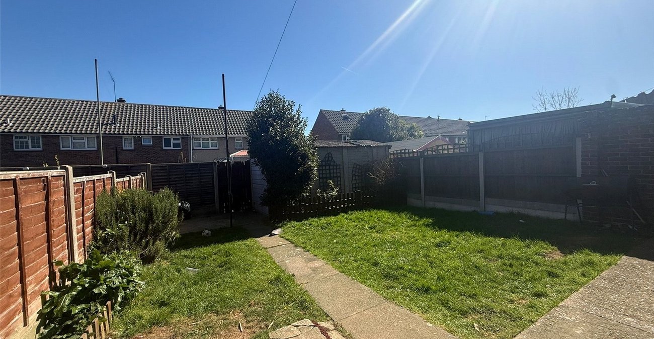 3 bedroom house for sale in Gravesend | Robinson Michael & Jackson