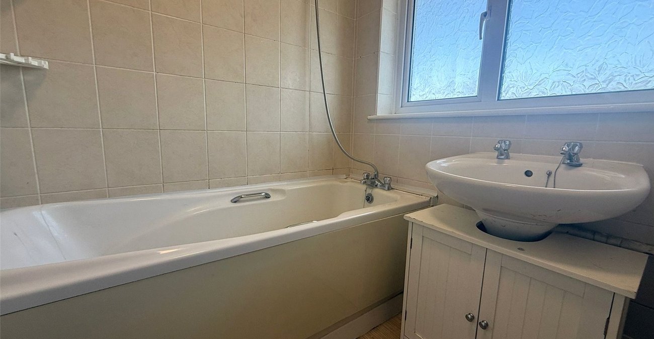 3 bedroom house for sale in Gravesend | Robinson Michael & Jackson