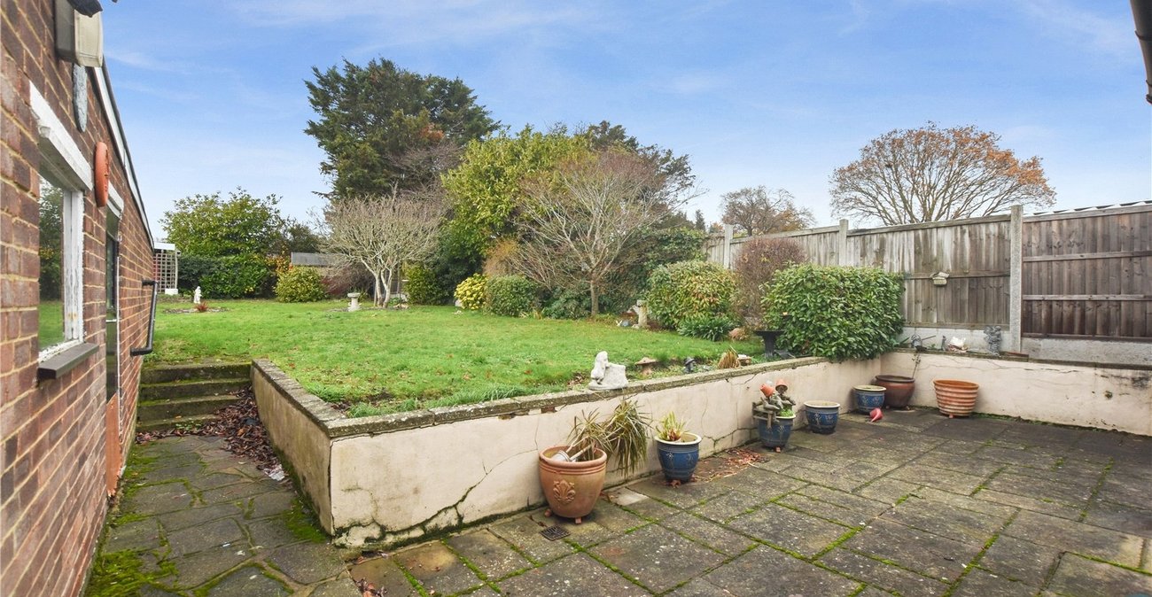 2 bedroom bungalow for sale in Bexley | Robinson Jackson