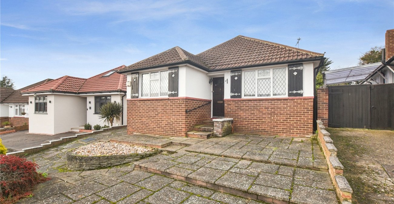 2 bedroom bungalow for sale in Bexley | Robinson Jackson