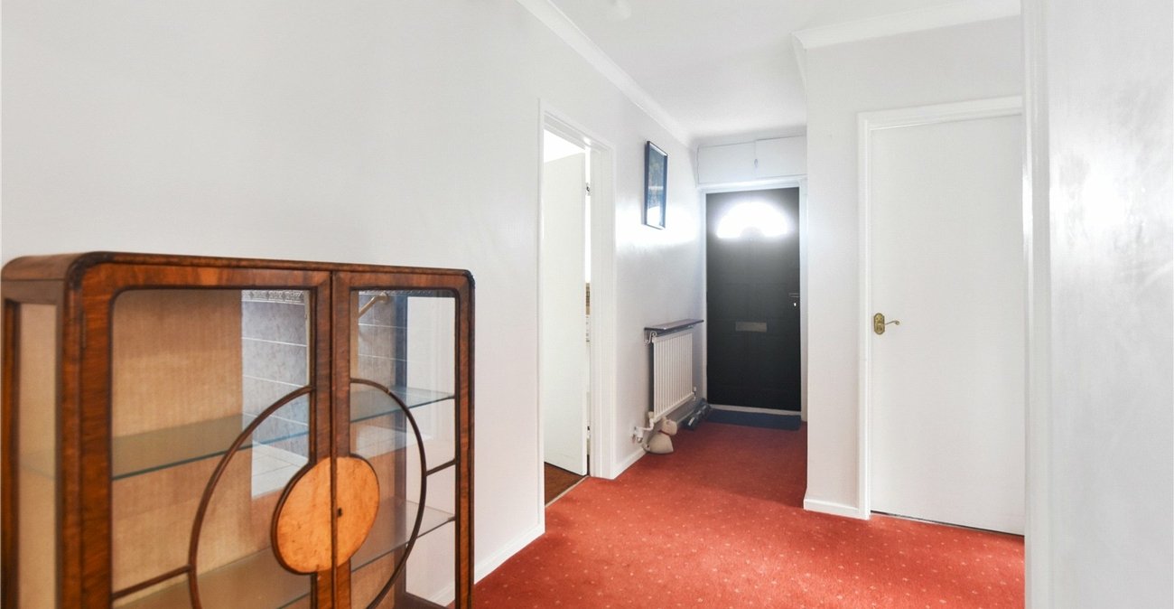 2 bedroom bungalow for sale in Bexley | Robinson Jackson