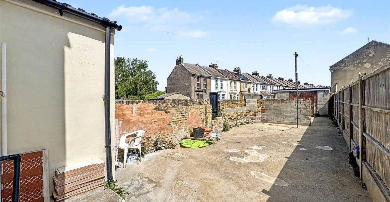 3 bedroom house for sale in Gillingham | Robinson Michael & Jackson