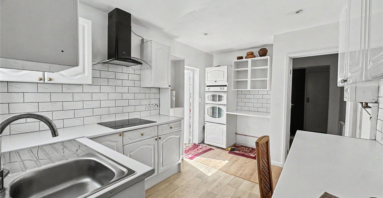 3 bedroom house for sale in Gillingham | Robinson Michael & Jackson