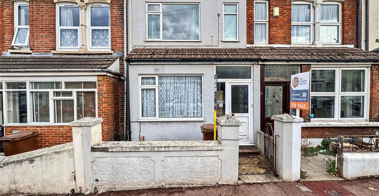 4 bedroom house for sale in Gillingham | Robinson Michael & Jackson