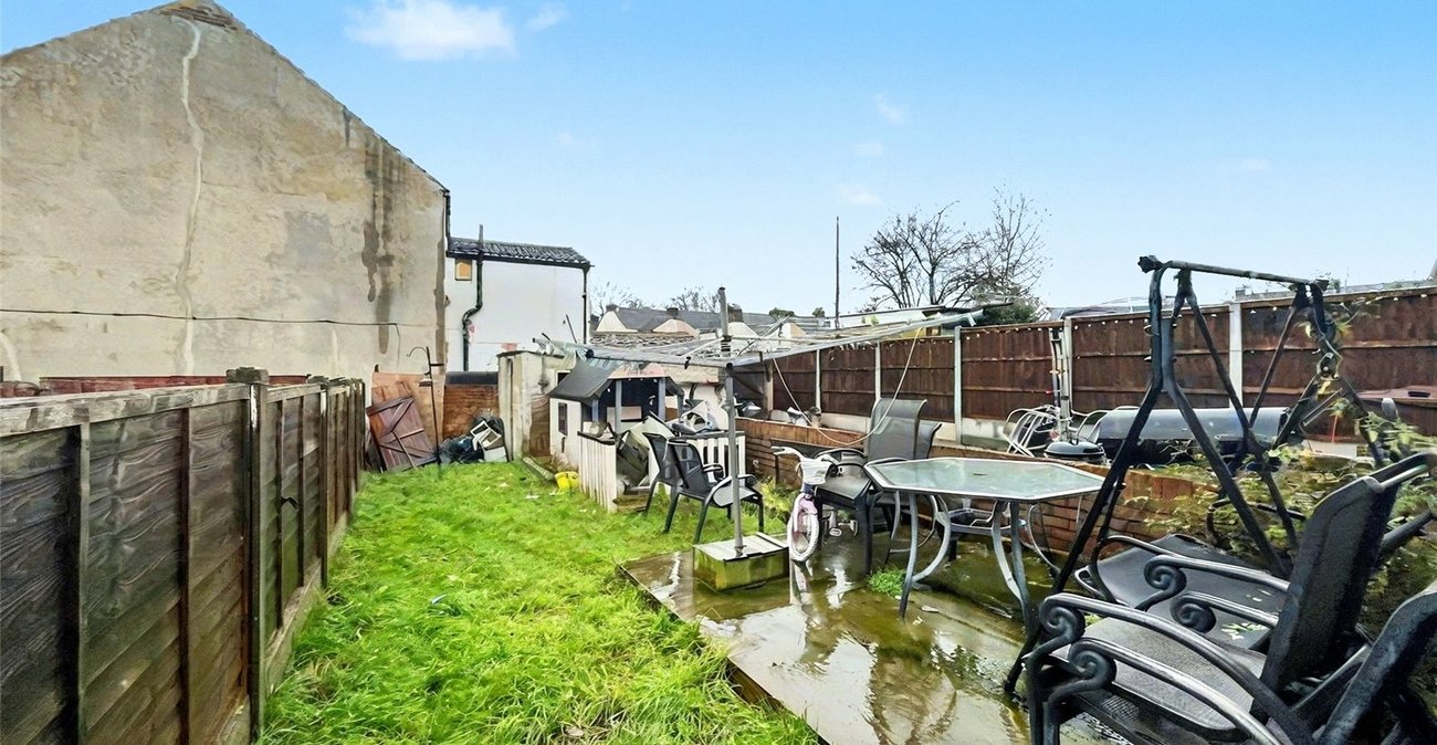 4 bedroom house for sale in Gillingham | Robinson Michael & Jackson