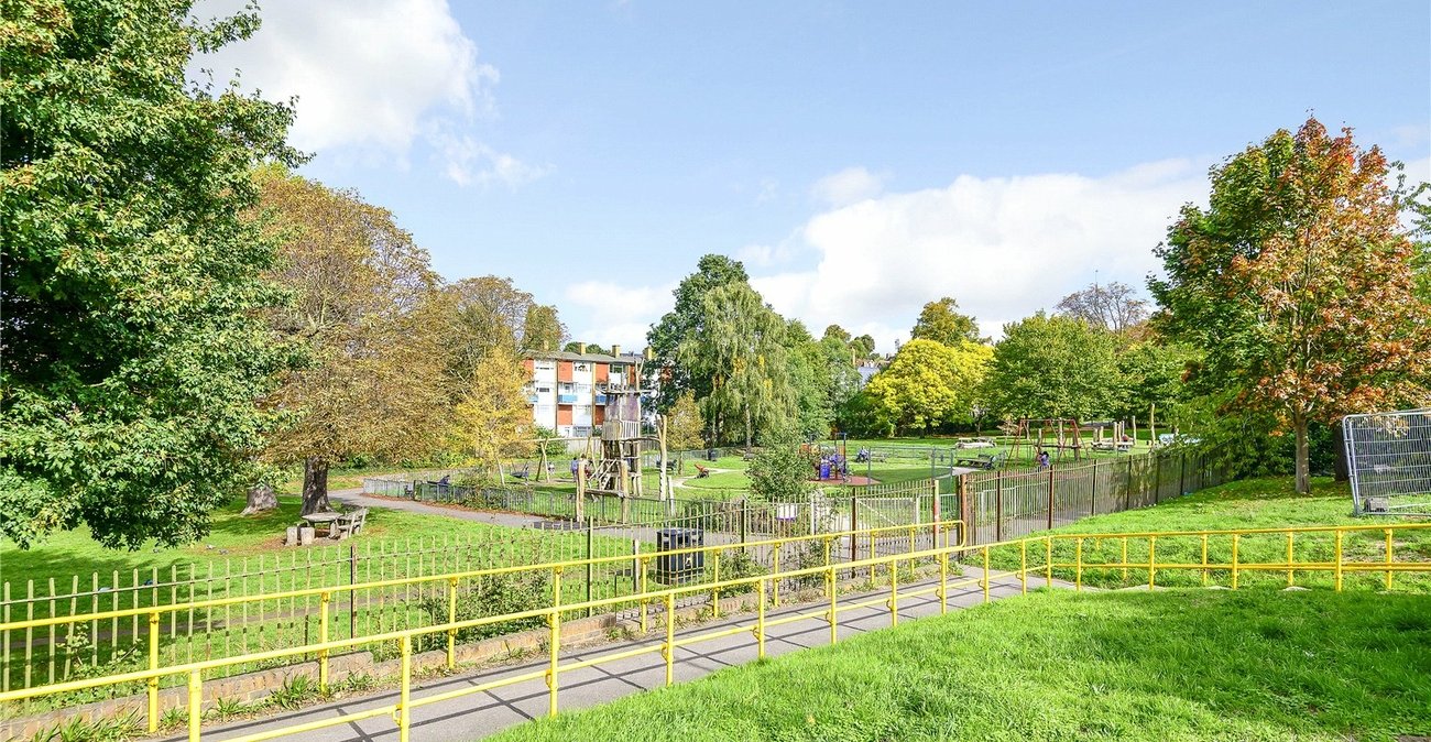 1 bedroom property for sale in  | Robinson Jackson