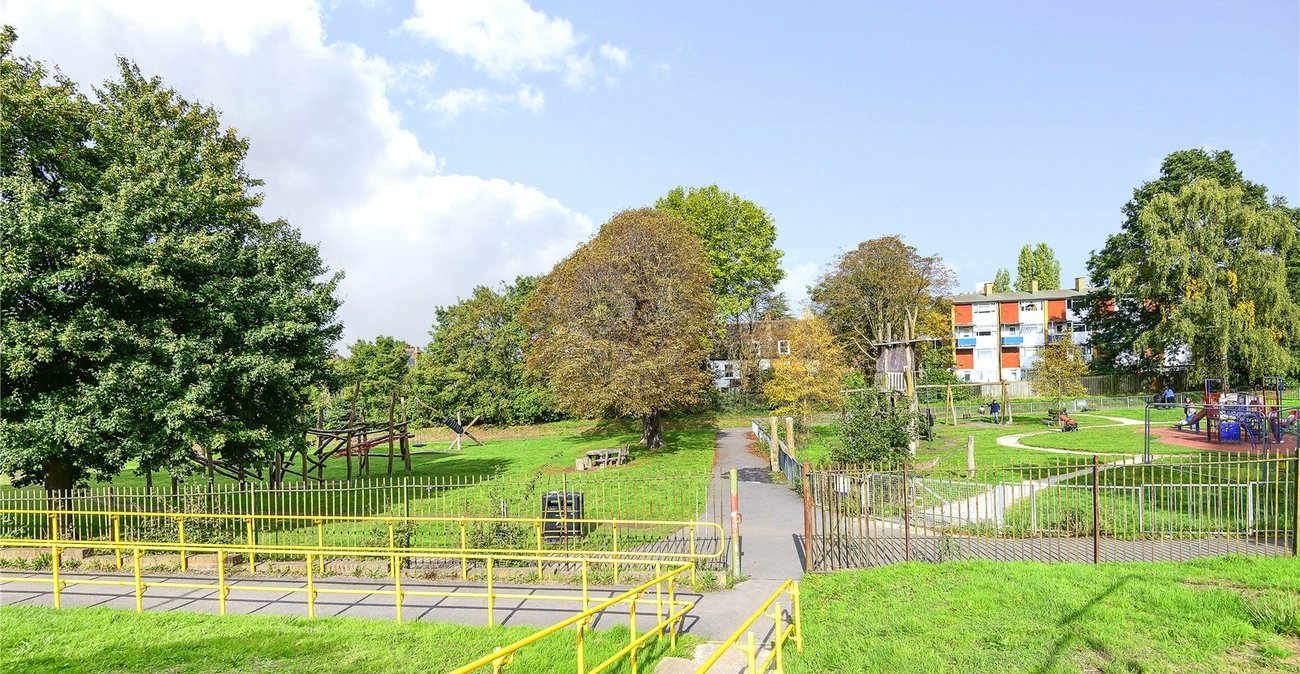 1 bedroom property for sale in  | Robinson Jackson