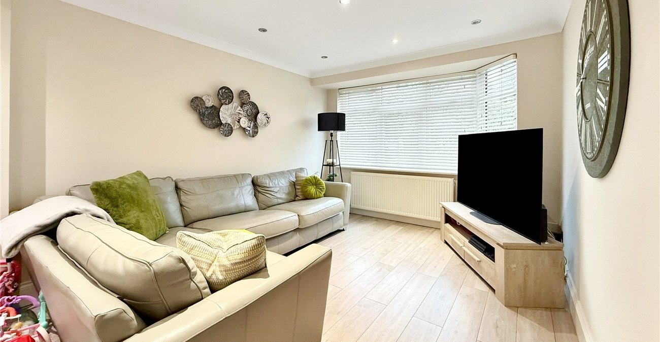 4 bedroom house for sale in Hextable | Robinson Jackson