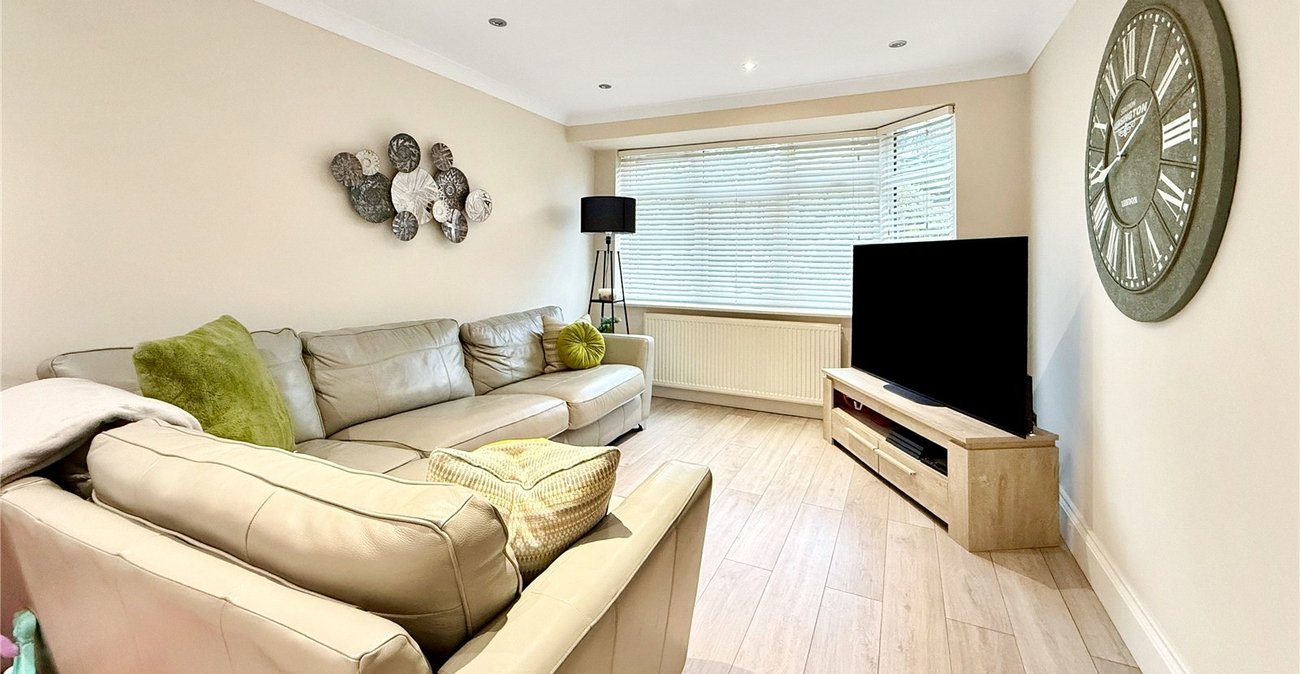 4 bedroom house for sale in Hextable | Robinson Jackson