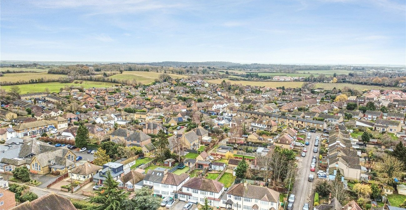 4 bedroom house for sale in Hextable | Robinson Jackson