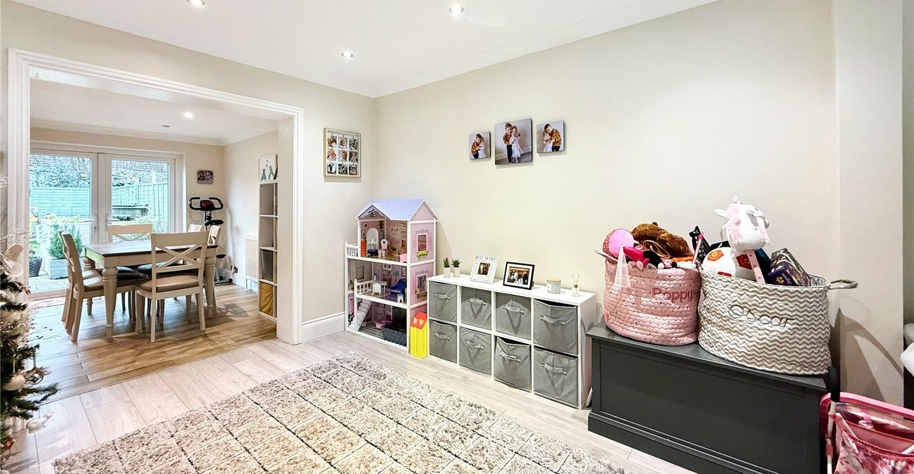 4 bedroom house for sale in Hextable | Robinson Jackson