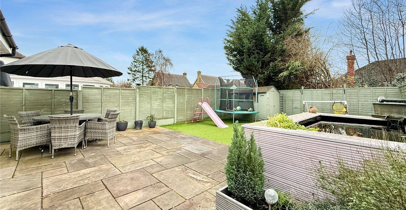 4 bedroom house for sale in Hextable | Robinson Jackson