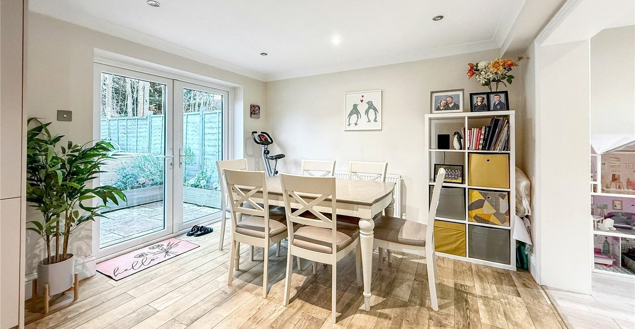 4 bedroom house for sale in Hextable | Robinson Jackson