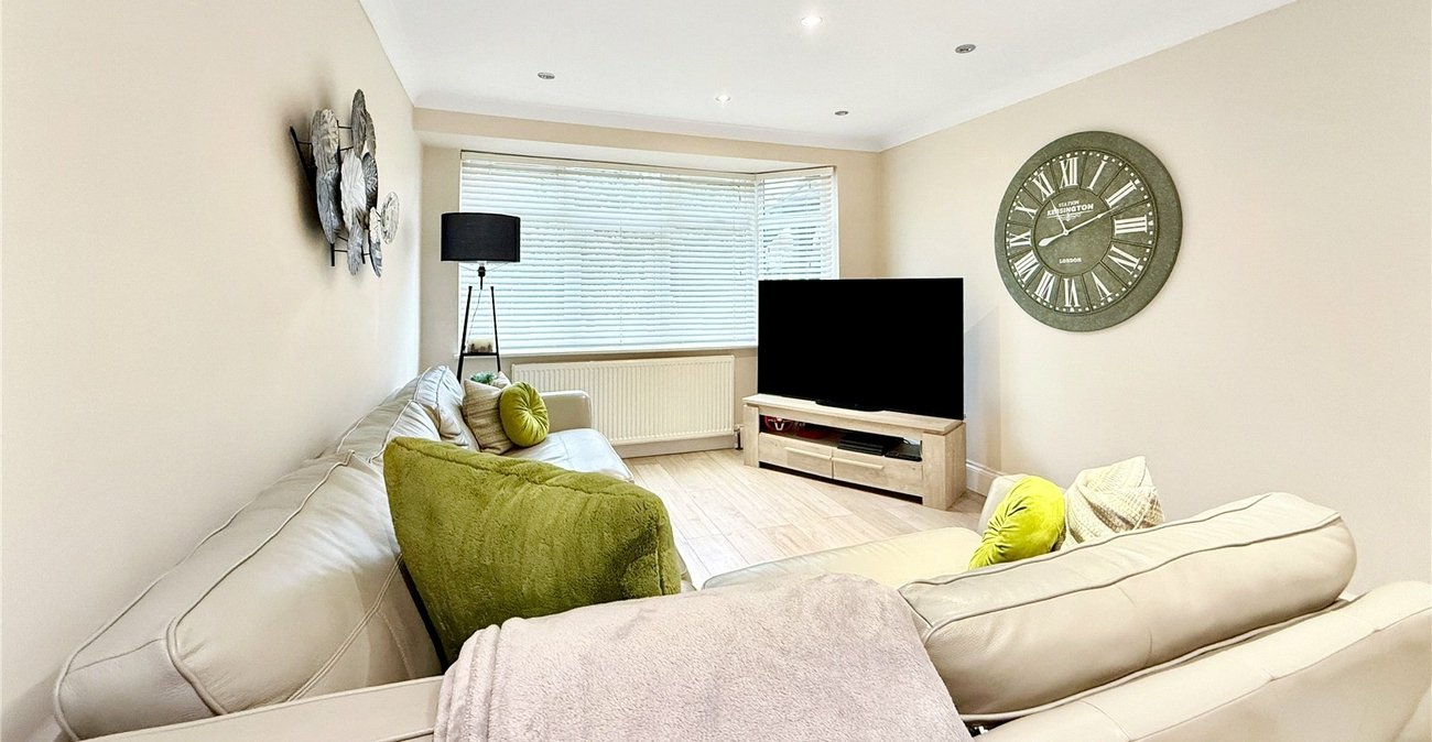 4 bedroom house for sale in Hextable | Robinson Jackson