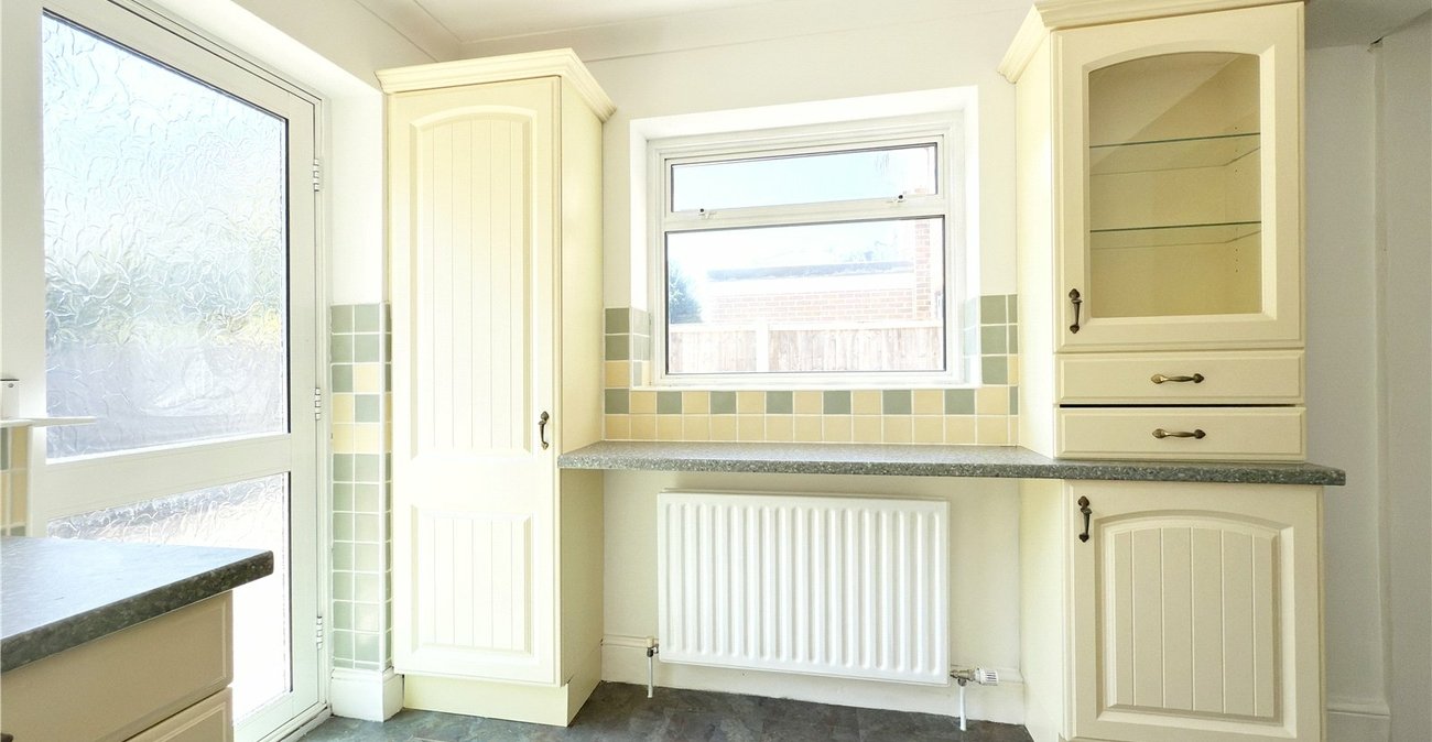 5 bedroom house for sale in Hextable | Robinson Jackson