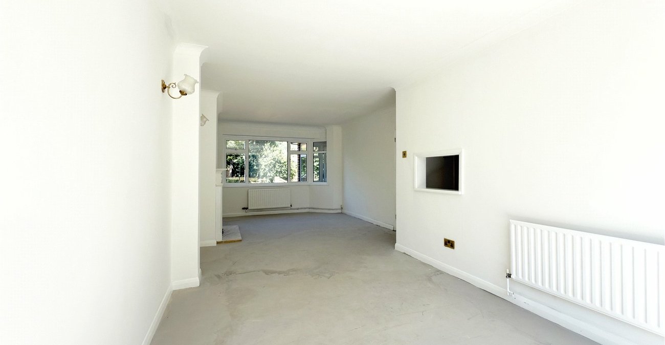 5 bedroom house for sale in Hextable | Robinson Jackson