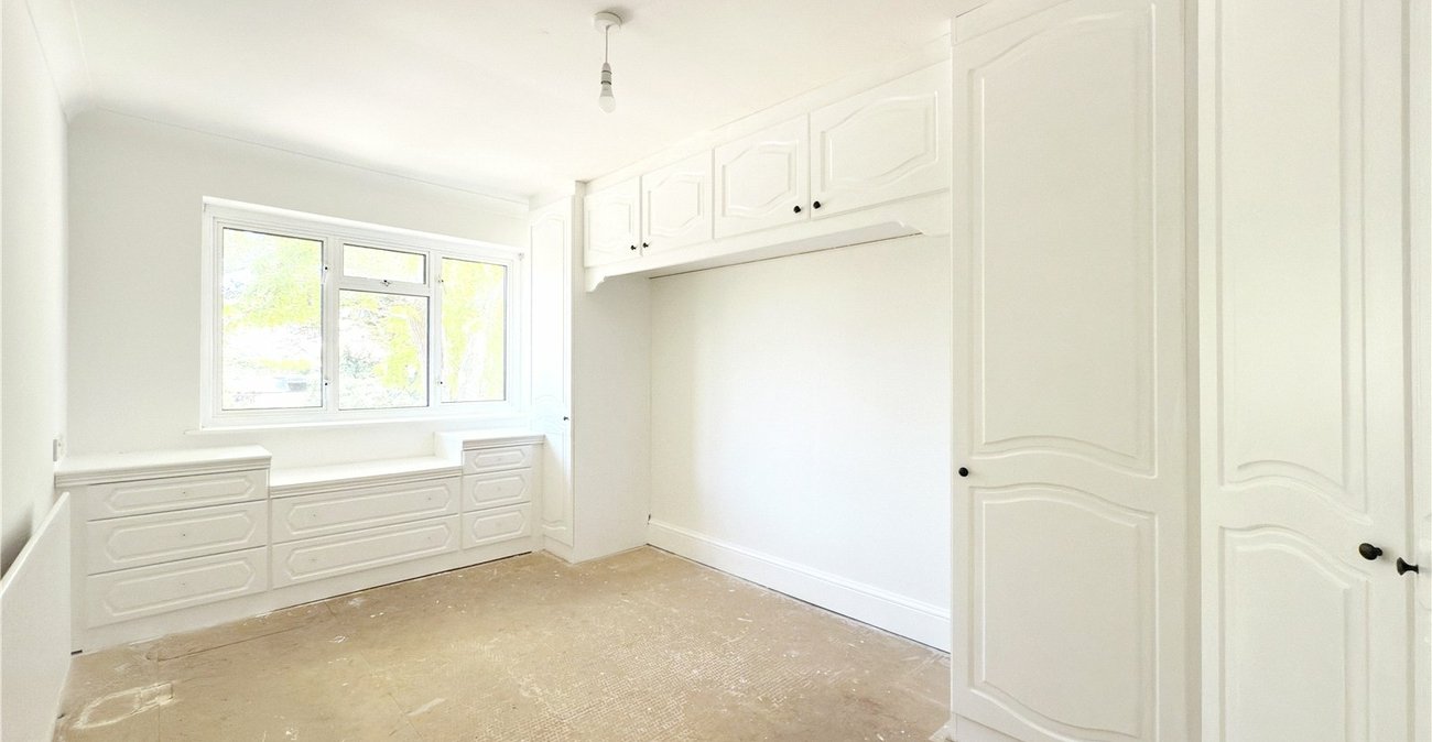 5 bedroom house for sale in Hextable | Robinson Jackson