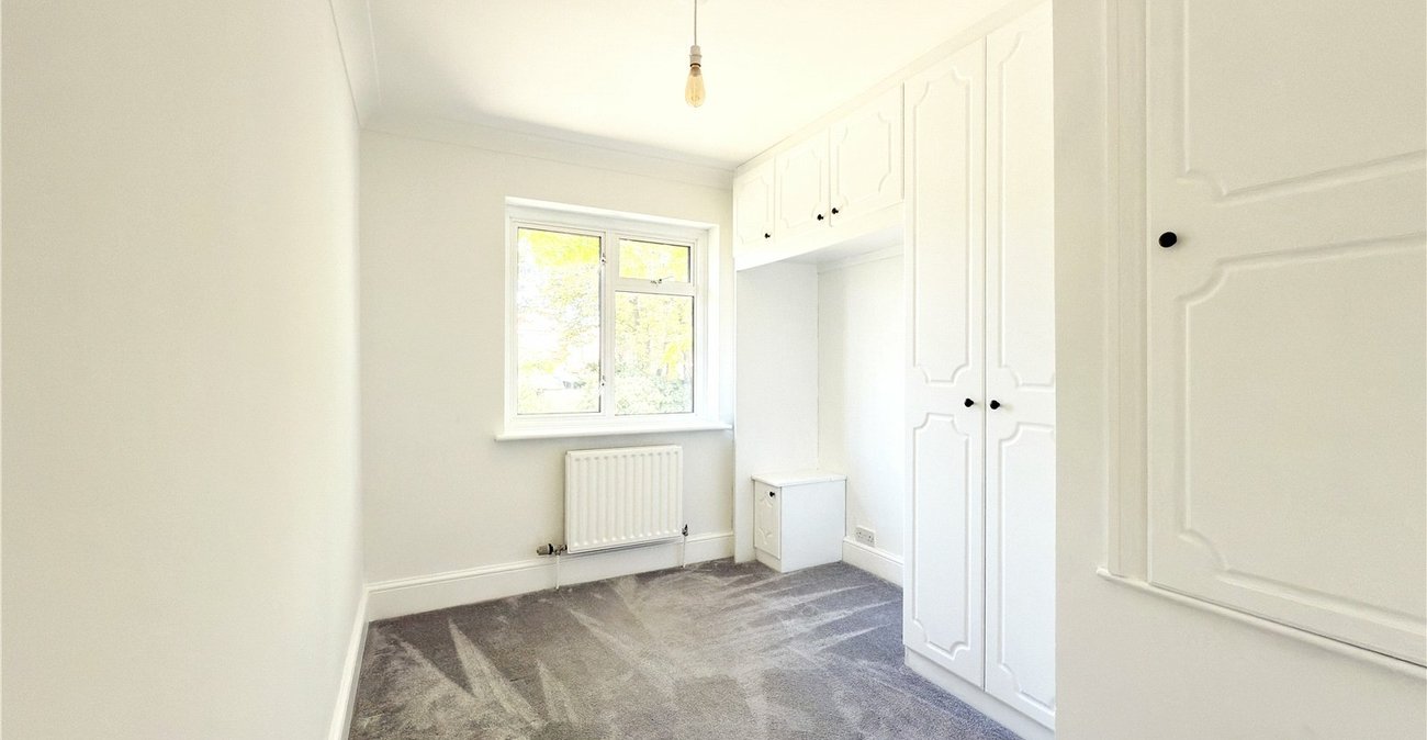 5 bedroom house for sale in Hextable | Robinson Jackson