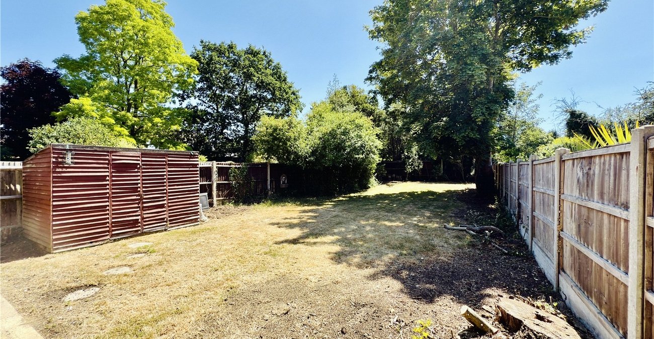 5 bedroom house for sale in Hextable | Robinson Jackson