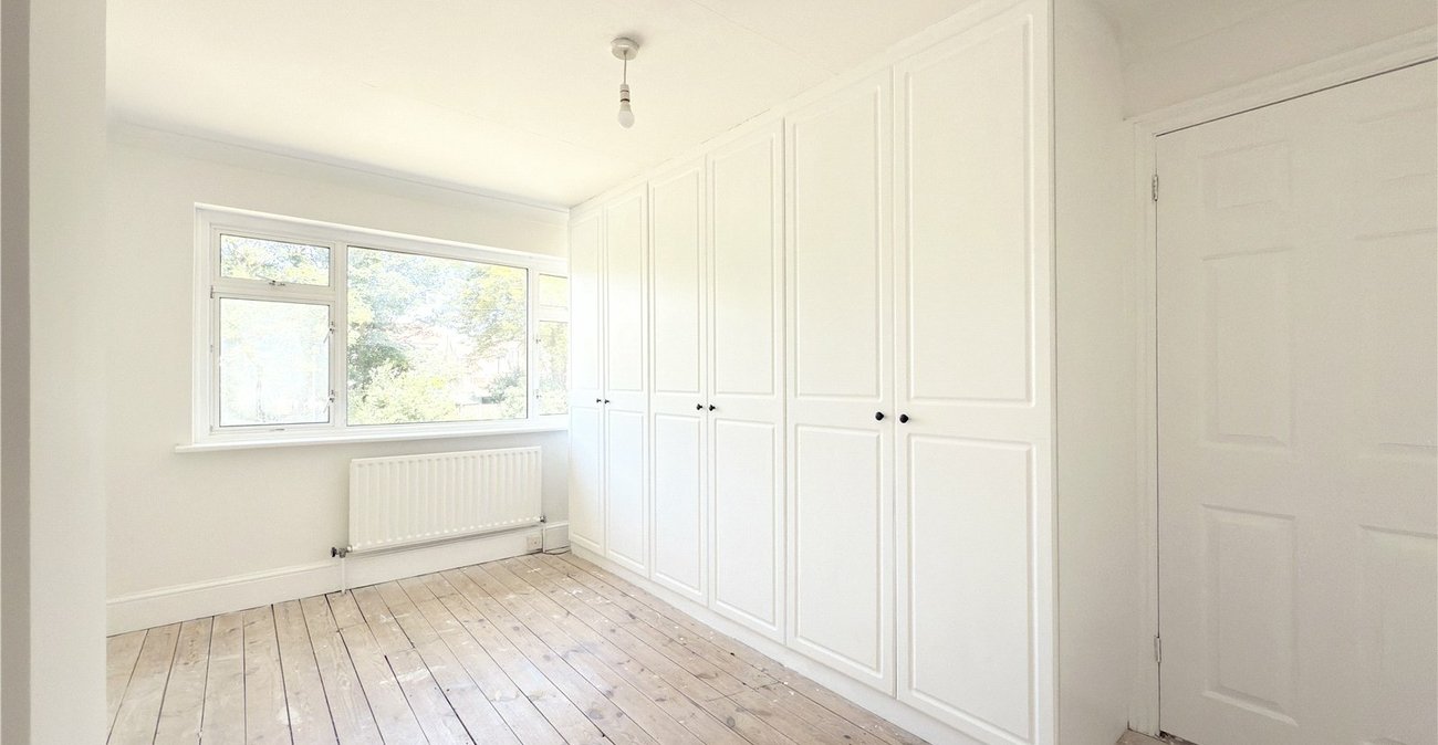 5 bedroom house for sale in Hextable | Robinson Jackson