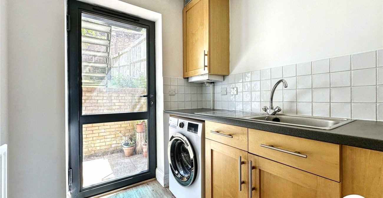4 bedroom house for sale in The Historic Dockyard | Robinson Michael & Jackson