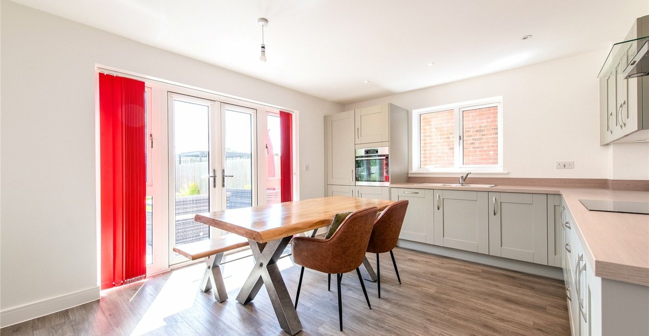 4 bedroom house for sale in Yalding | Robinson Michael & Jackson