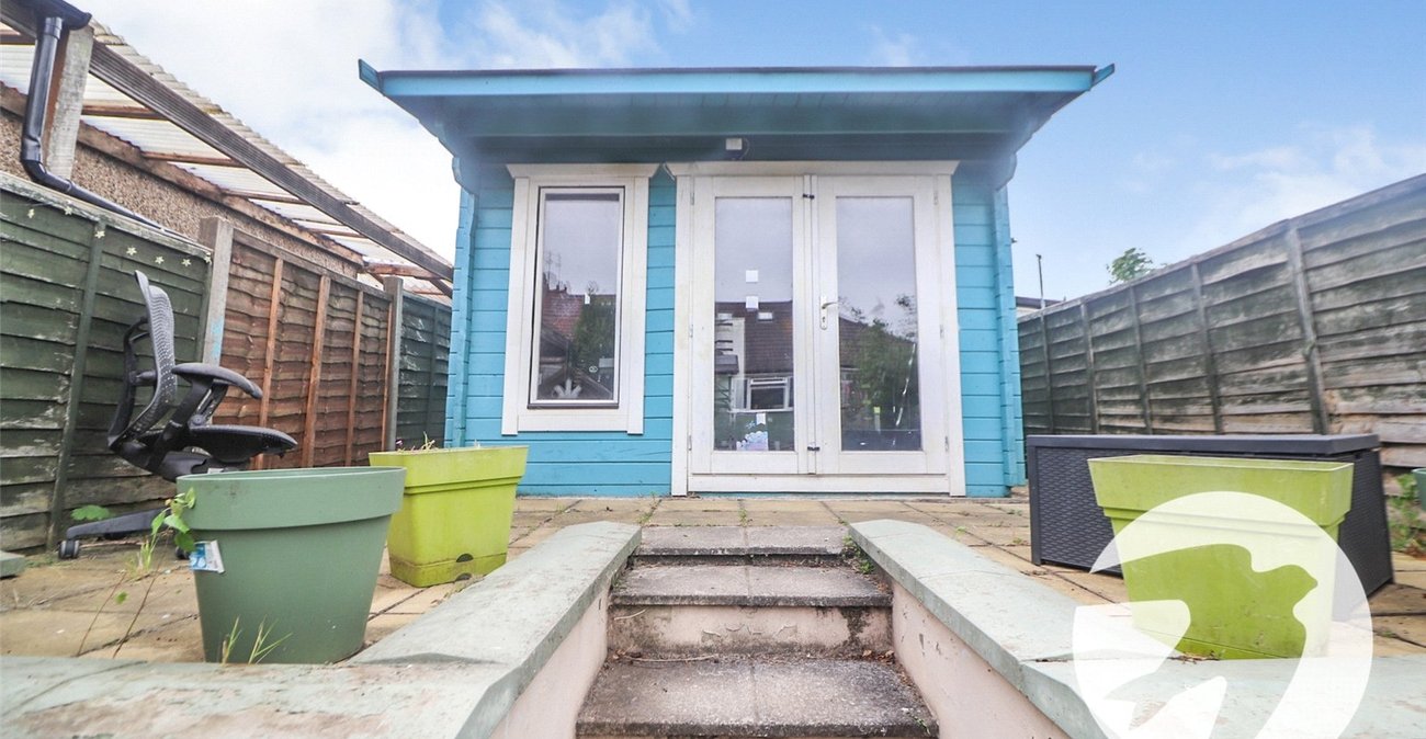 3 bedroom house for sale in Erith | Robinson Jackson