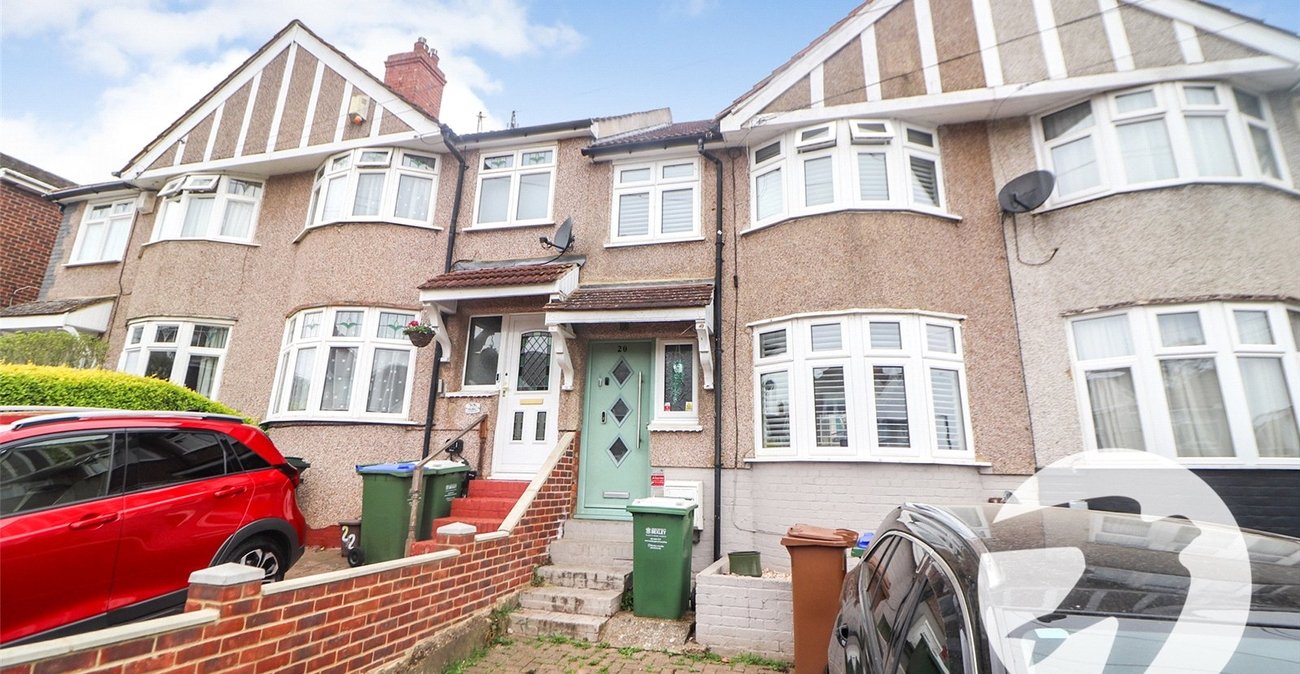 3 bedroom house for sale in Erith | Robinson Jackson
