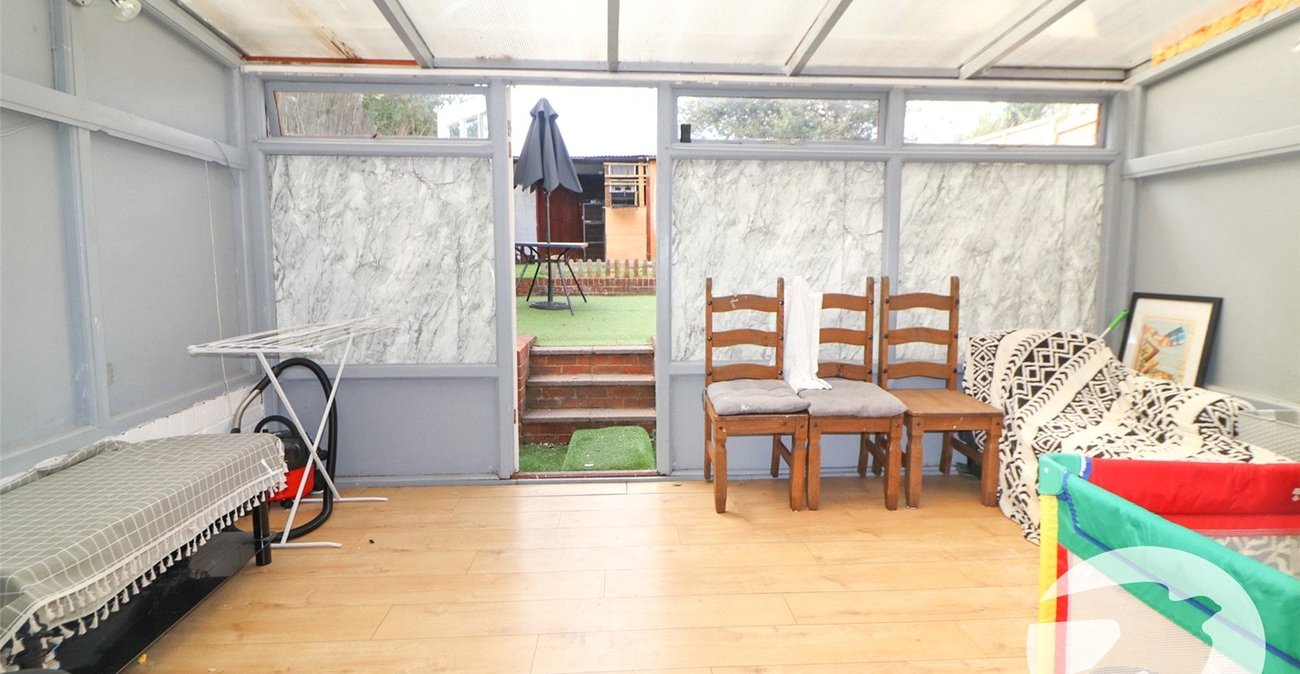 3 bedroom house for sale in Northumberland Heath | Robinson Jackson