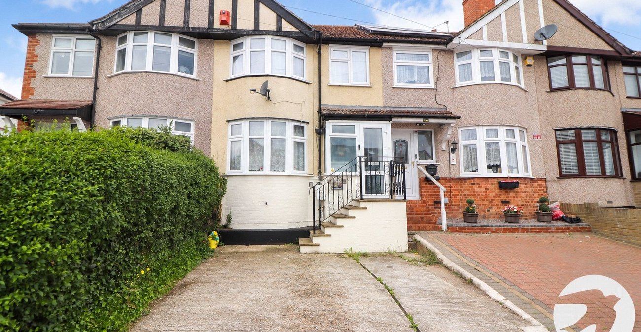 3 bedroom house for sale in Northumberland Heath | Robinson Jackson