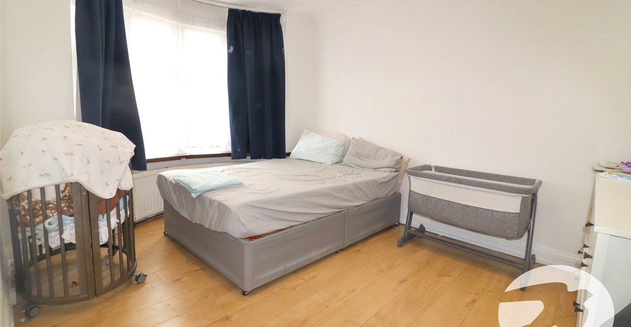 3 bedroom house for sale in Northumberland Heath | Robinson Jackson