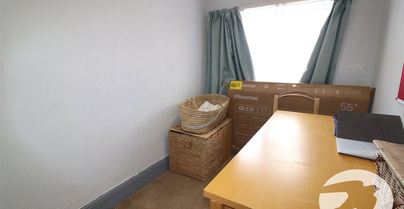 3 bedroom house for sale in Northumberland Heath | Robinson Jackson