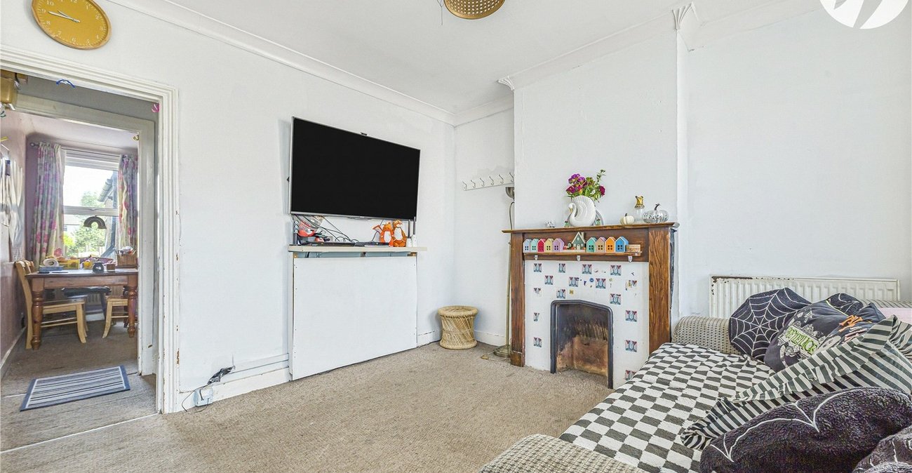 3 bedroom house for sale in Dartford | Robinson Jackson