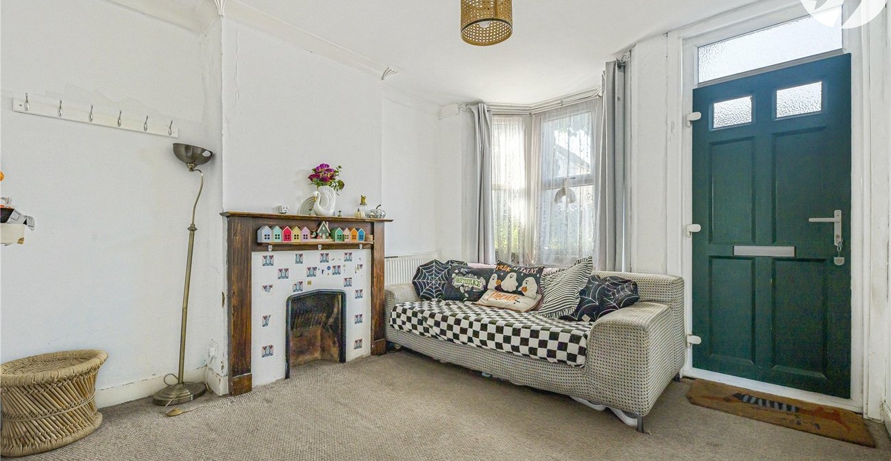 3 bedroom house for sale in Dartford | Robinson Jackson