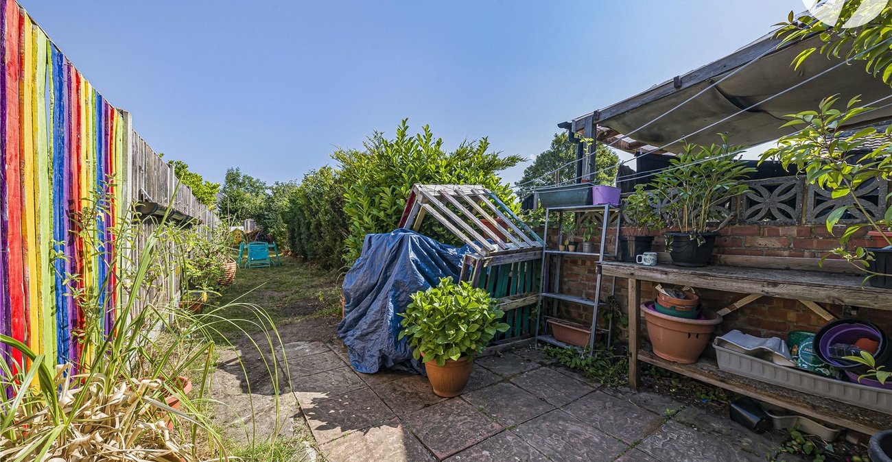 3 bedroom house for sale in Dartford | Robinson Jackson