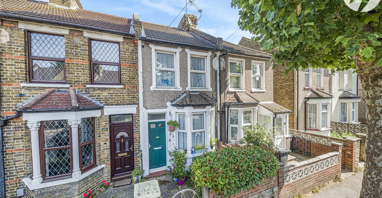 3 bedroom house for sale in Dartford | Robinson Jackson